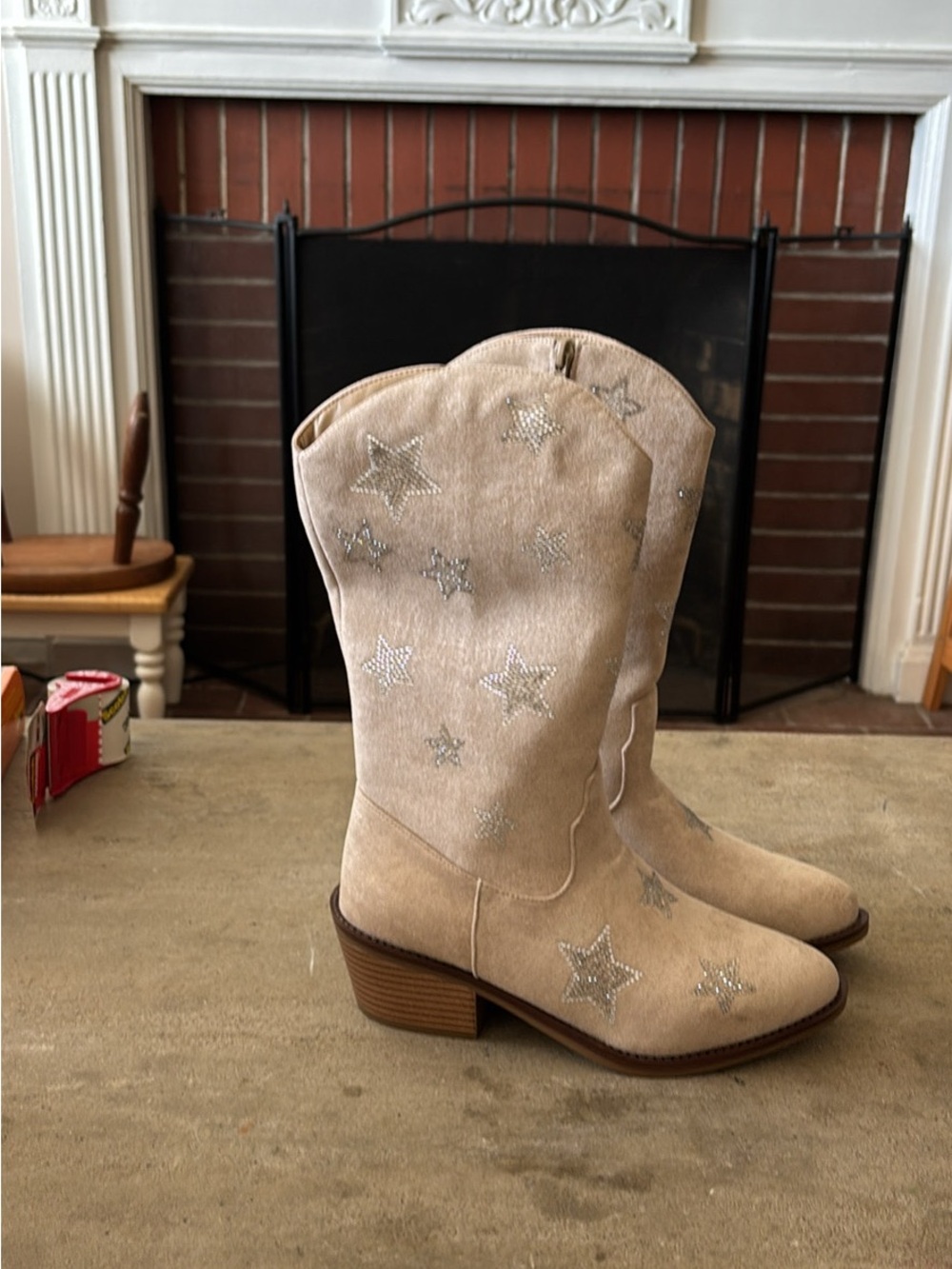 New Girls Tan Suede Star Cowboy Boots Size 4 (A-5) - Picture 3 of 8